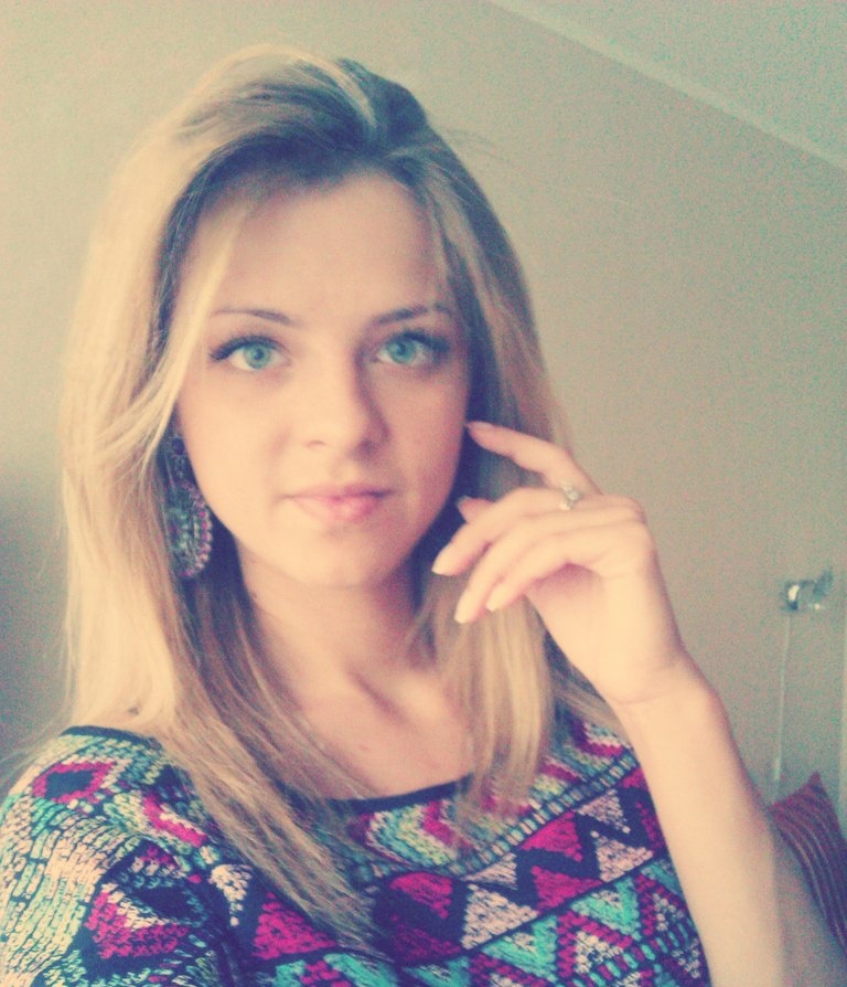 Настюша привлекальеная девушка из Иловайска цена от 3000 руб