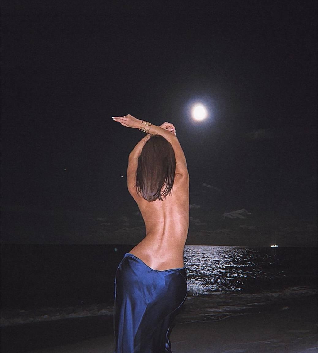 Яночка привлекальеная девушка из Иловайска цена от 4000 руб