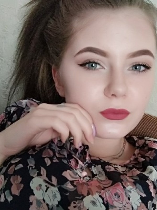 Тамара привлекательная девушка из Иловайска цена от 3500 руб