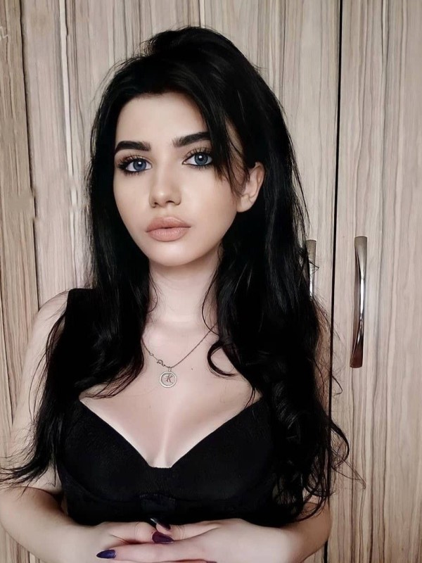 Светка привлекательная девушка из Иловайска цена от 3500 руб